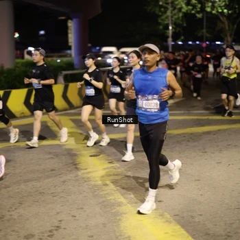 Runner Photo 4271849