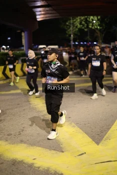 Runner Photo 4271874