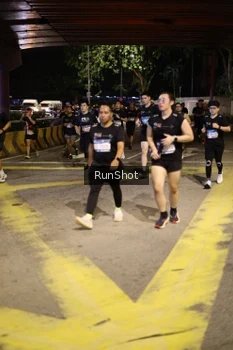 Runner Photo 4271877