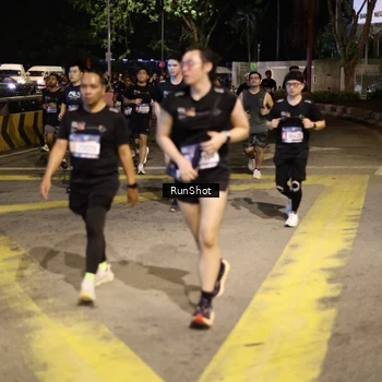 Runner Photo 4271886