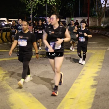 Runner Photo 4271887