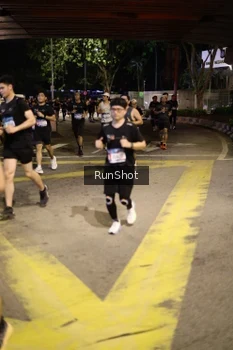 Runner Photo 4271898