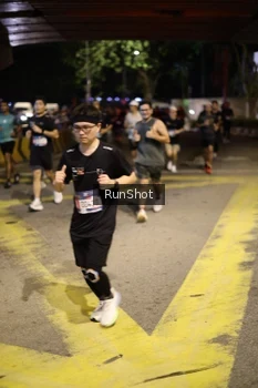Runner Photo 4271908