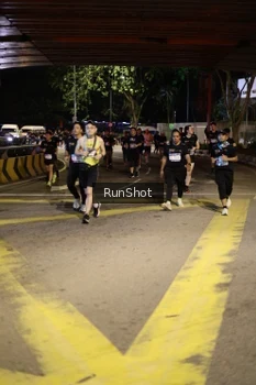 Runner Photo 4271909