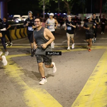 Runner Photo 4271915