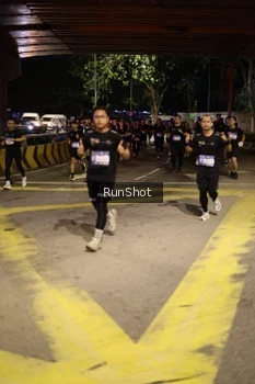 Runner Photo 4271942