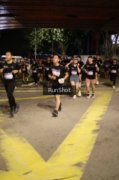Runner Photo 4271974