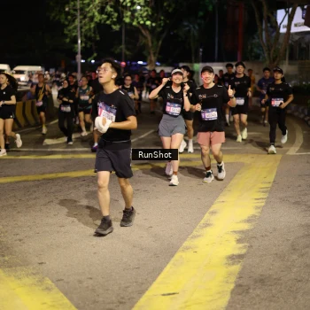Runner Photo 4271976