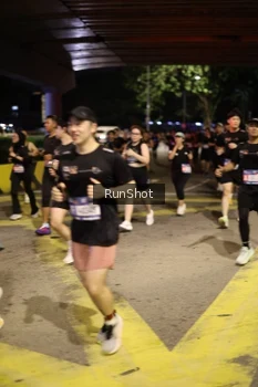 Runner Photo 4271993