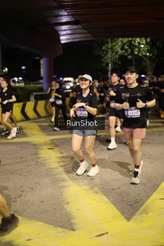 Runner Photo 4272029