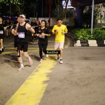Runner Photo 4272039