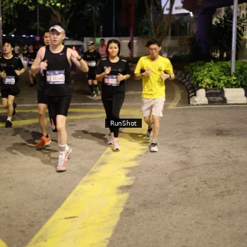 Runner Photo 4272044