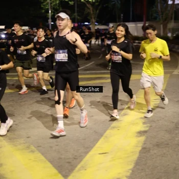 Runner Photo 4272048