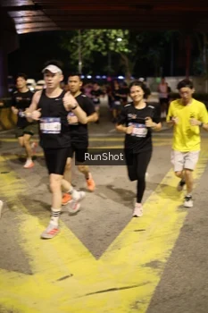 Runner Photo 4272054