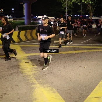 Runner Photo 4272076