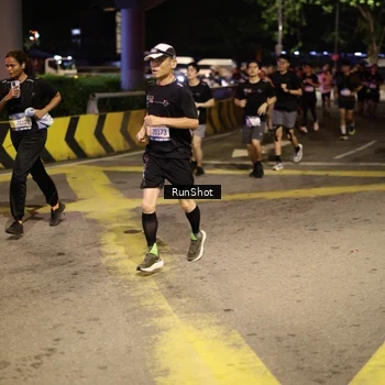 Runner Photo 4272077