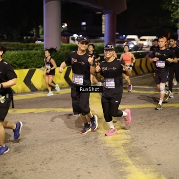 Runner Photo 4272102