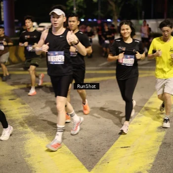Runner Photo 4272110