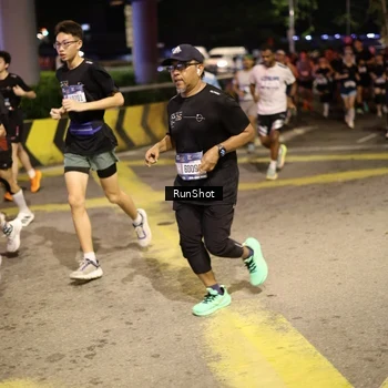 Runner Photo 4272143