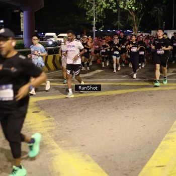 Runner Photo 4272145