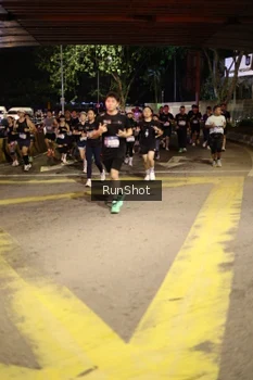 Runner Photo 4272156