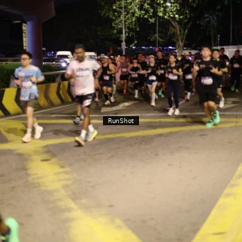 Runner Photo 4272178
