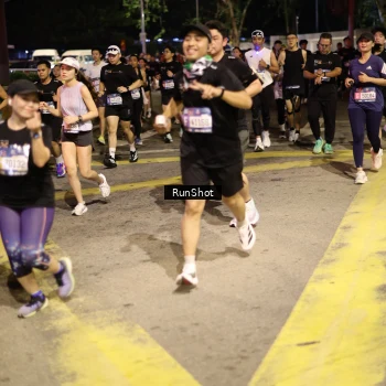 Runner Photo 4272203