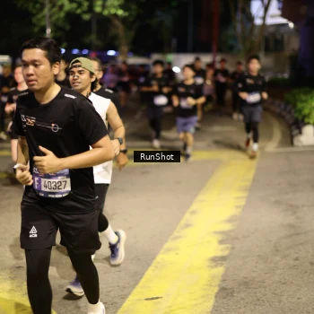 Runner Photo 4272234