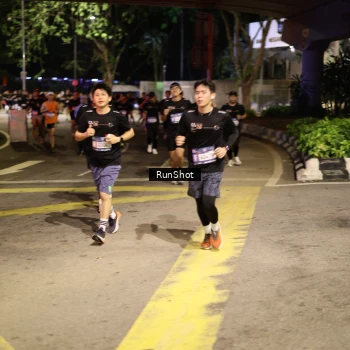 Runner Photo 4272245