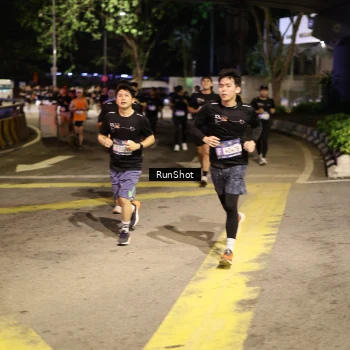 Runner Photo 4272246