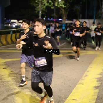 Runner Photo 4272255