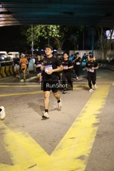 Runner Photo 4272261