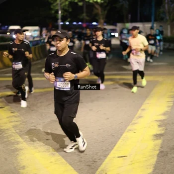 Runner Photo 4272285