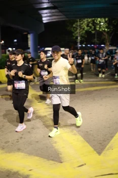 Runner Photo 4272294