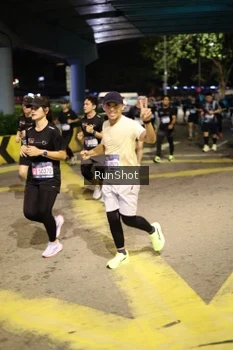 Runner Photo 4272310