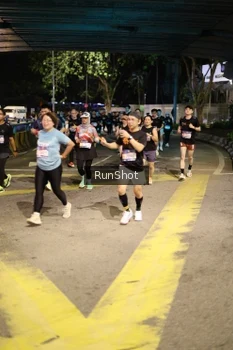 Runner Photo 4272315