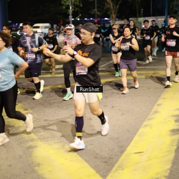 Runner Photo 4272350