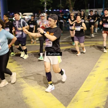 Runner Photo 4272352