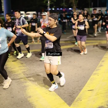 Runner Photo 4272358