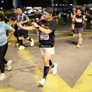 Runner Photo 4272366