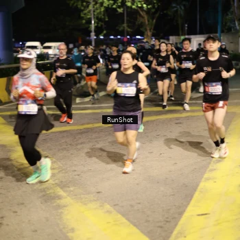 Runner Photo 4272373
