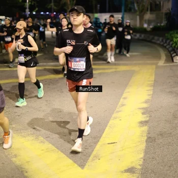 Runner Photo 4272407