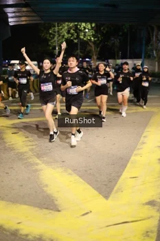 Runner Photo 4272435
