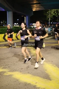 Runner Photo 4272447