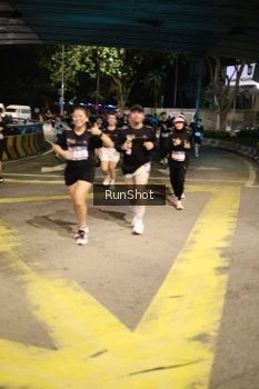 Runner Photo 4272457