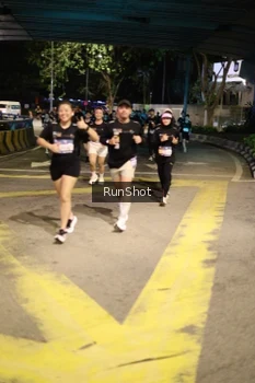 Runner Photo 4272466