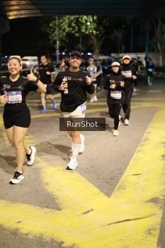 Runner Photo 4272505