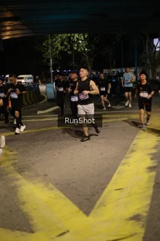 Runner Photo 4272555
