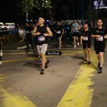 Runner Photo 4272564