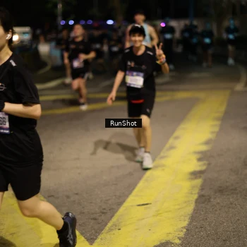 Runner Photo 4272624